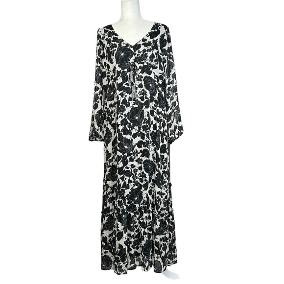 Lovestitch Versailles Morning Maxi Dress Med Tiered Boho Adjustable Tassels - Picture 2 of 14